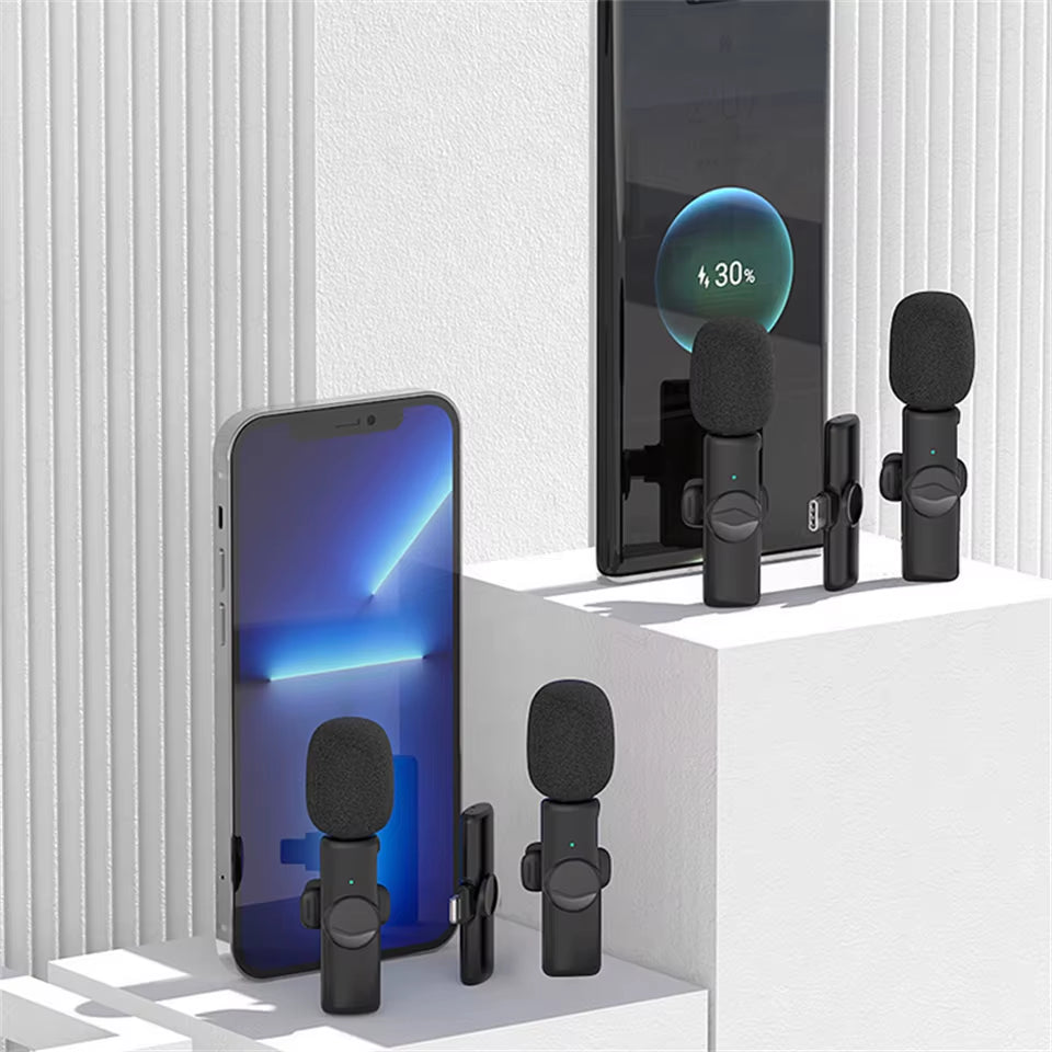 Gaming microphone wireless lavalier for live streaming and commentary